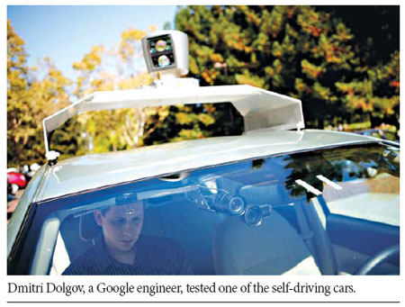 With artificial intelligence,Google car drives itself