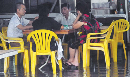 Hainan braces for typhoon