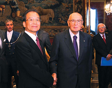China deepens relations with Italy