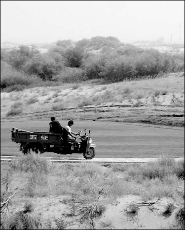 Illegal golf courses take water from farmland