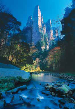 Zhangjiajie banks on natural splendor