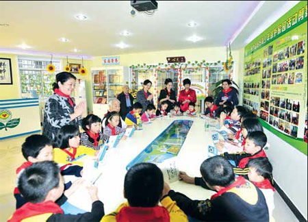 Changsha keeps Lei Feng spirit alive