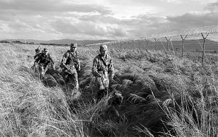 Troop protect border, fisheries