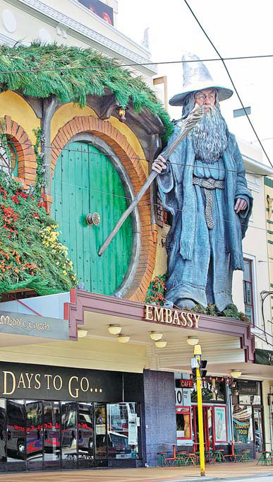 Hobbit fever grips New Zealand ahead of world premiere