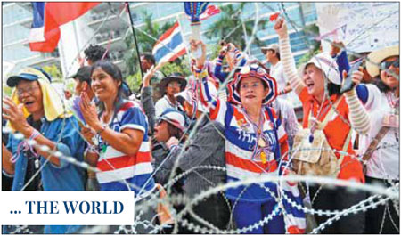 Thai protesters besiege PM's HQ