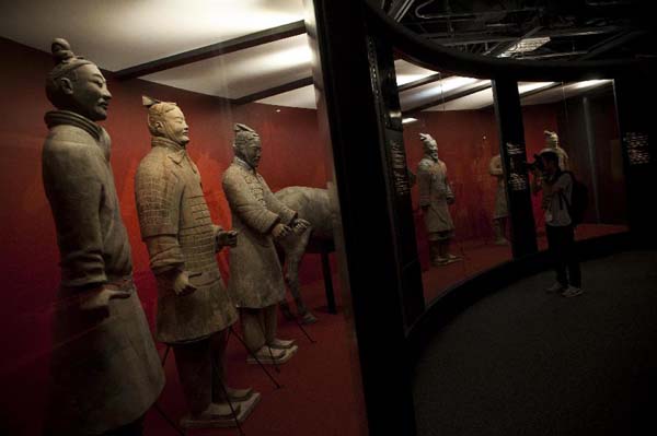 Largest terracotta warriors thematic EXPO opens in HK