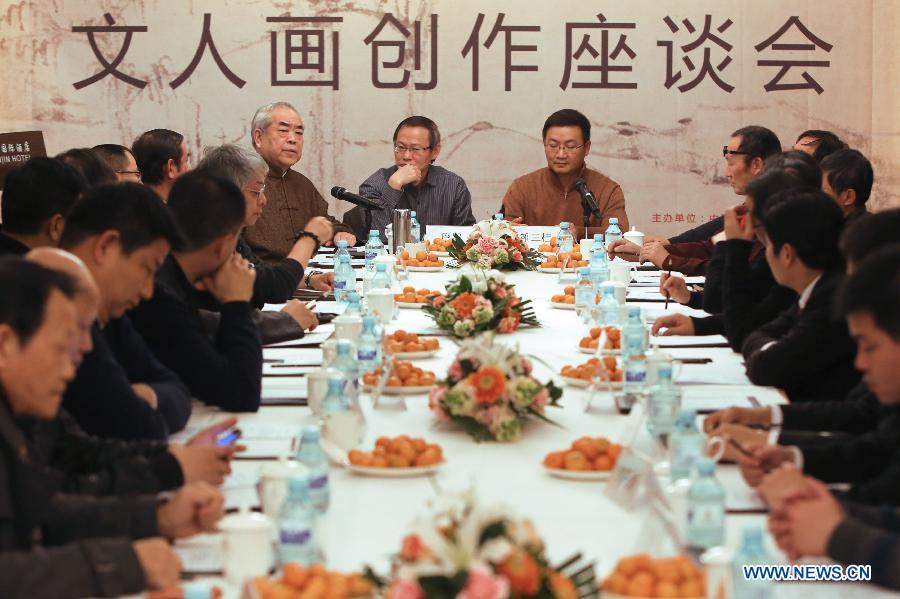 Chinese painter Fan Zeng addresses 2012 'wenrenhua symposium'