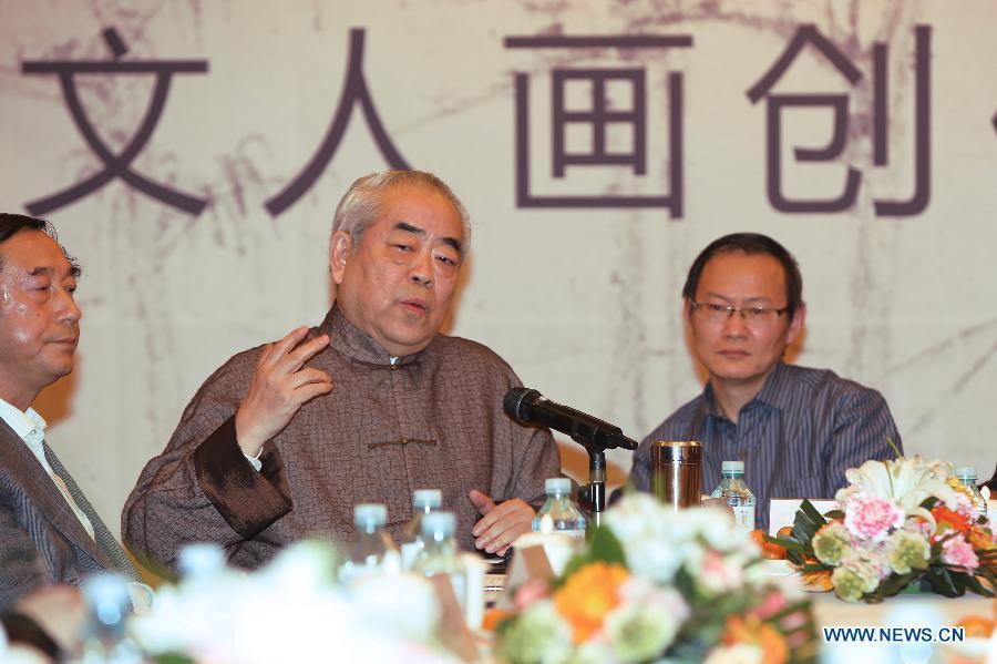 Chinese painter Fan Zeng addresses 2012 'wenrenhua symposium'