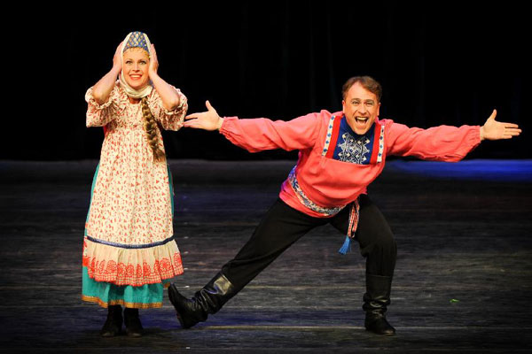 Russian dancers perform in China's Changchun