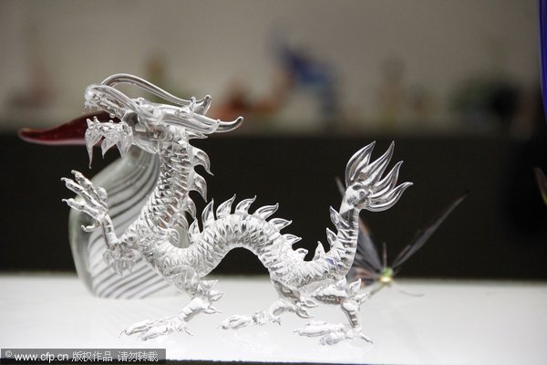 Porcelain art shines in Shandong