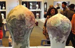 Ceramic art showcased in Jiangsu