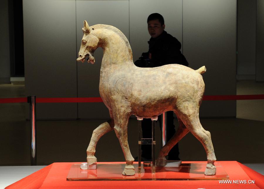 Exhibition held for Year of the Horse in Nanjing