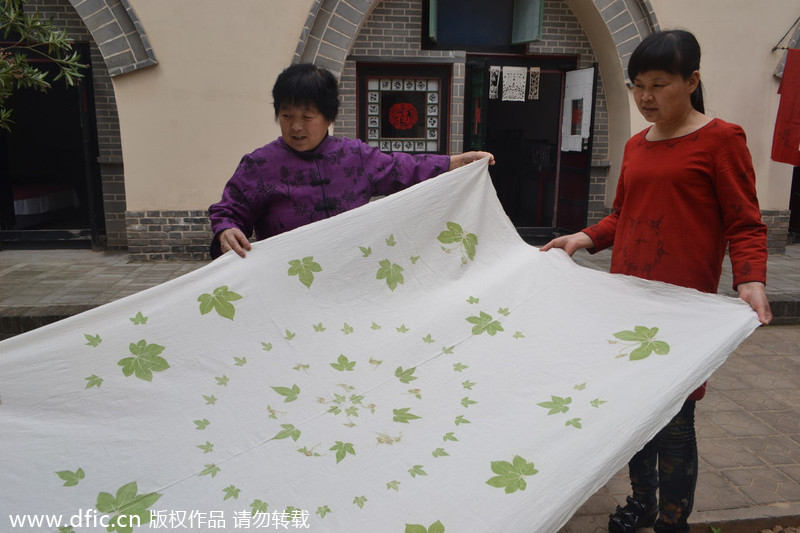 Grass printing art in Henan