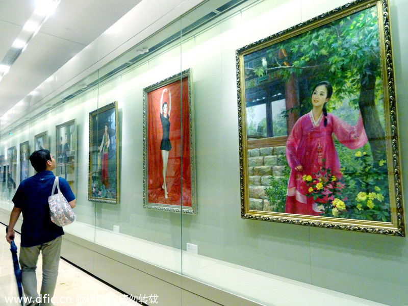 Art exhibit on DPRK modern women