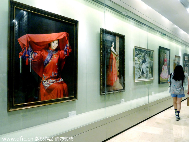 Art exhibit on DPRK modern women