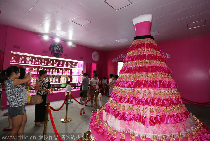 Barbie fashion show opens in Zhengzhou