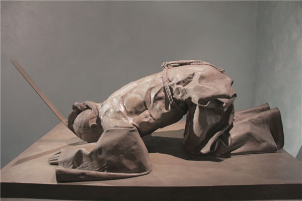 Cai Zhisong's sculptures inspire thoughts on life