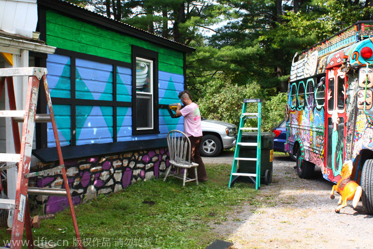 US artist renovates old house into fairy tale cottage