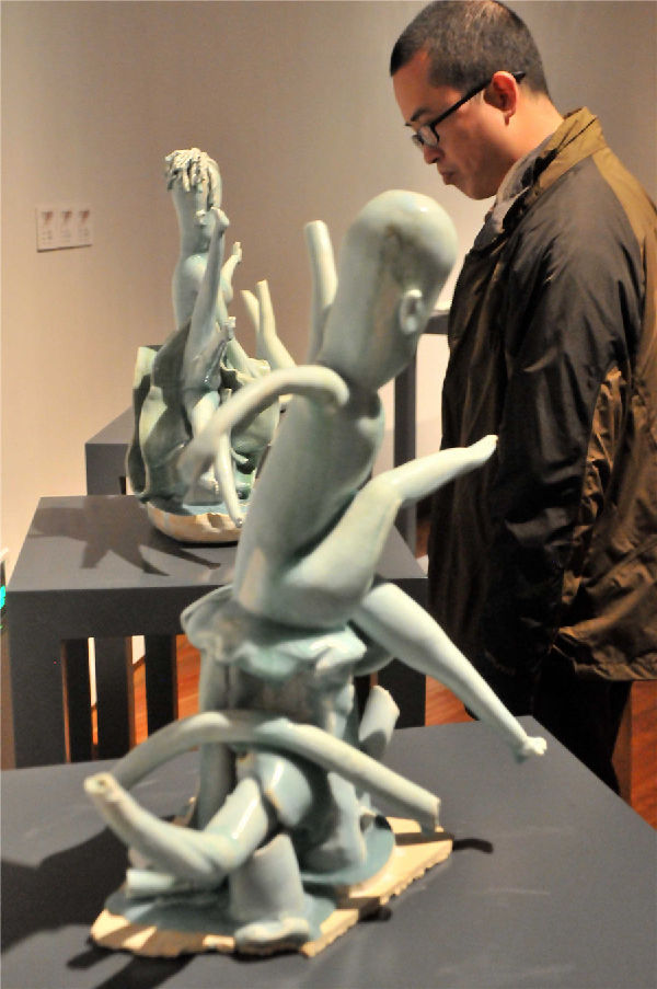 Contemporary ceramic art on show in Hangzhou