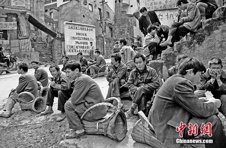 Photos show life of migrants for Three Gorges Dam