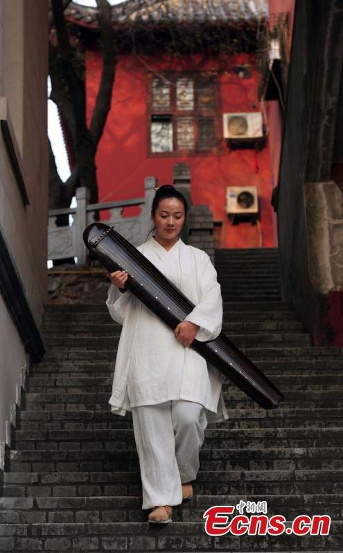 'Sister Wudang' blends martial arts and music