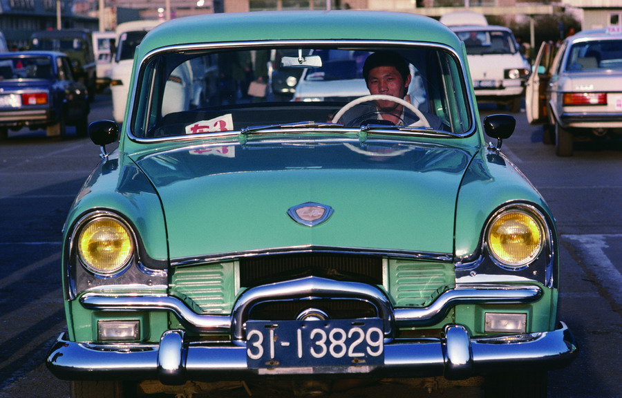 French photographer captures Beijing in the 1980s 