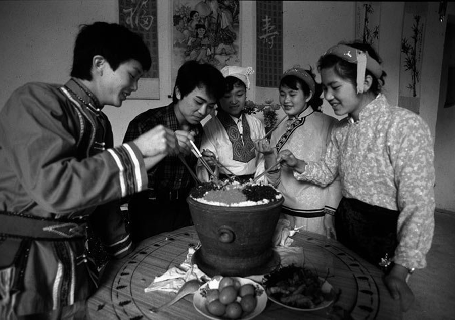 Historical photos of 56 ethnic groups in China (Part I)