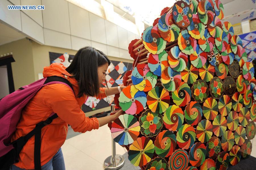 Tibetan kite exhibition held in Lhasa