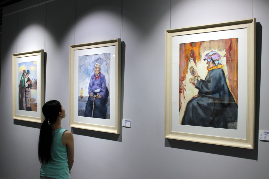 Artists from Asia display watercolors in Suzhou