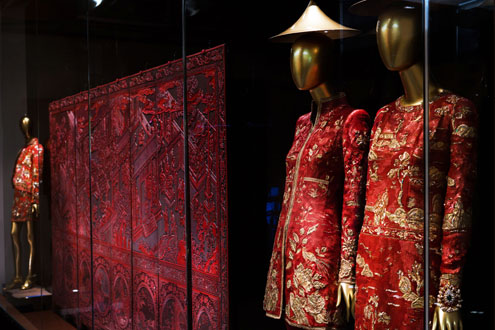 Exhibition featuring China's influence on western fashion opens in New York