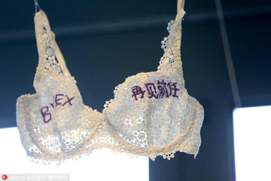 Thousands of bras tell you stories about women