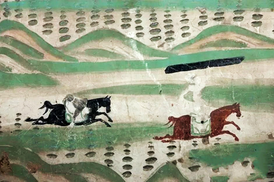 Ancient sport games in Dunhuang frescoes