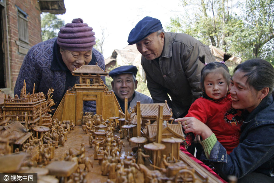 Chinese retiree creates wooden 3D version of ancient painting