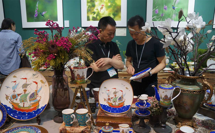 Innovative porcelain on show for Belt and Road guests