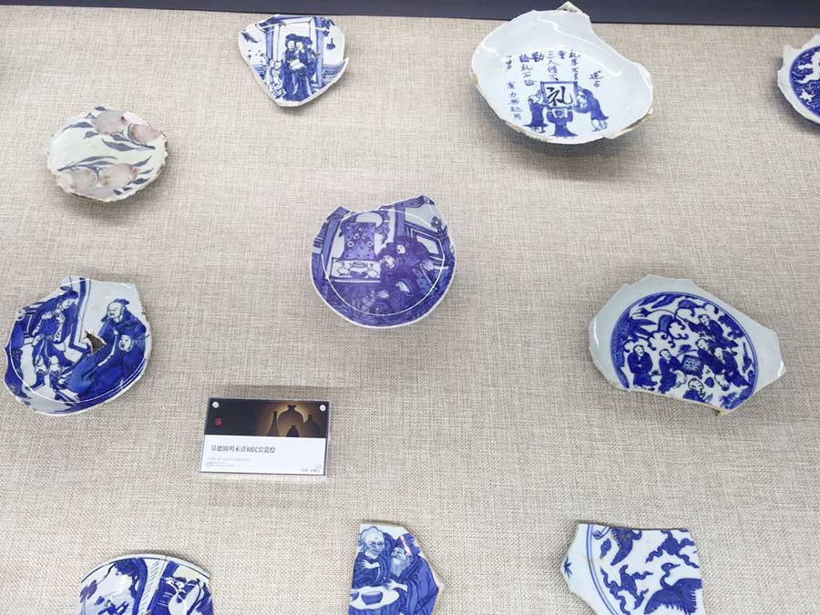 Jingdezhen ceramics shine in capital