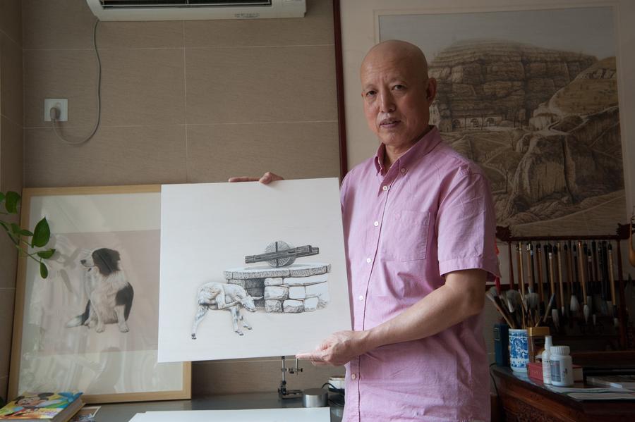 Hebei artist dedicated to pyrography art