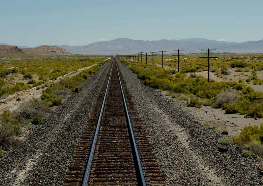 Exhibition shines light on Chinese workers' contribution in building US railway system