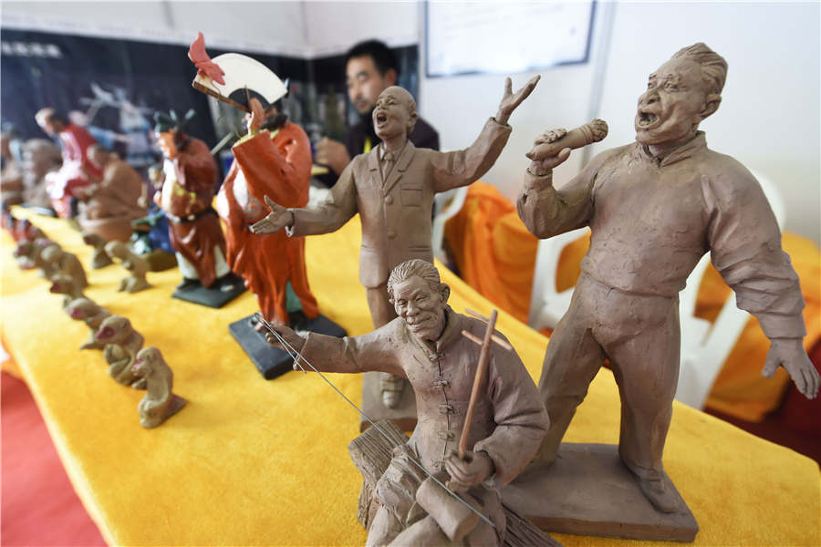 100 folk artists from across China show skills at Hangzhou festival