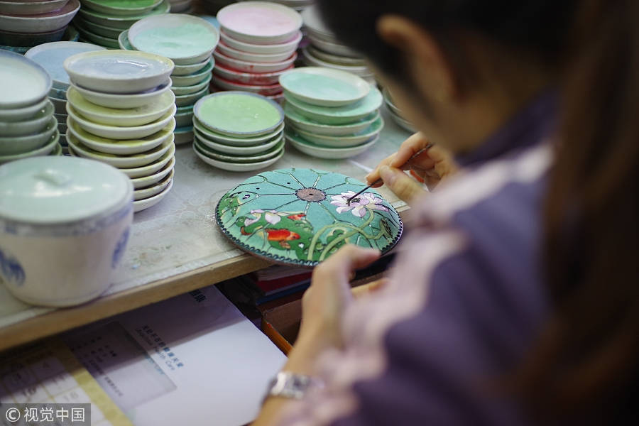 Explore cloisonne enamel factory in Beijing