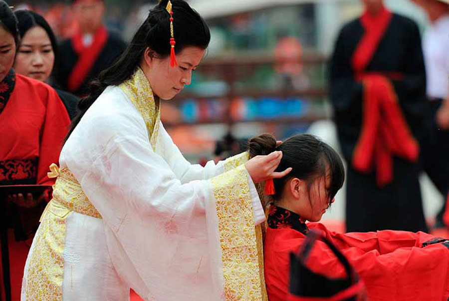 Ancient coming-of-age ceremony revived in Xi’an