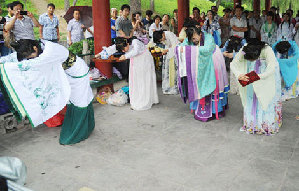 2013 Chinese Han Clothing Cultural Week in Xitang