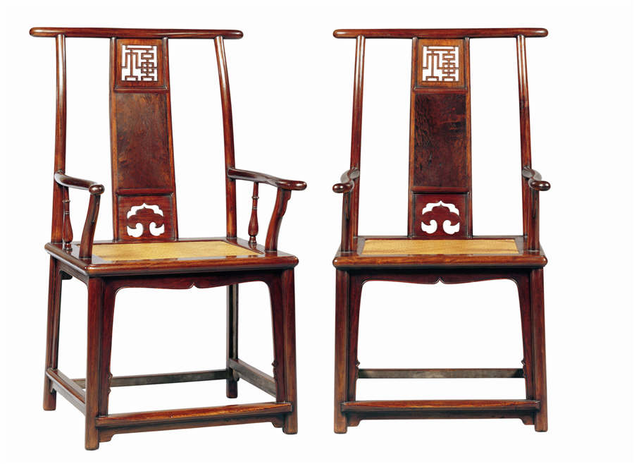 Ancient Chinese seats on display at World Art Museum