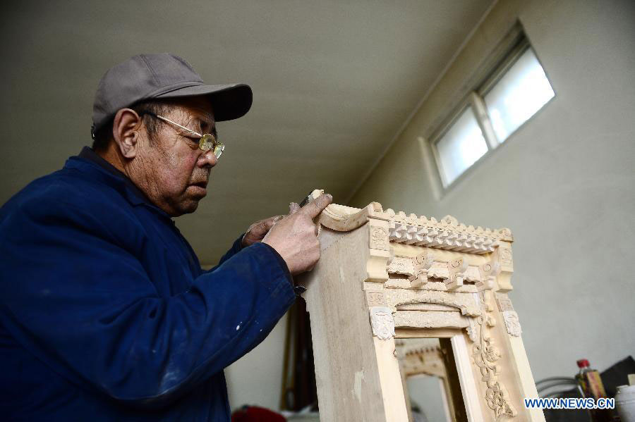 National intangible heritage: row lantern in NW China