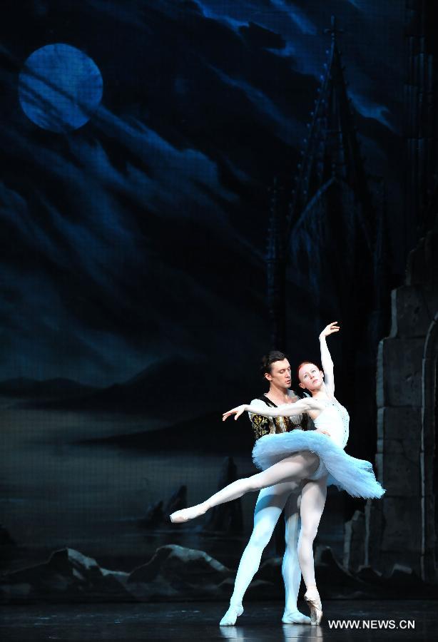 Russian dancers rehearse 'Swan Lake' in Taipei