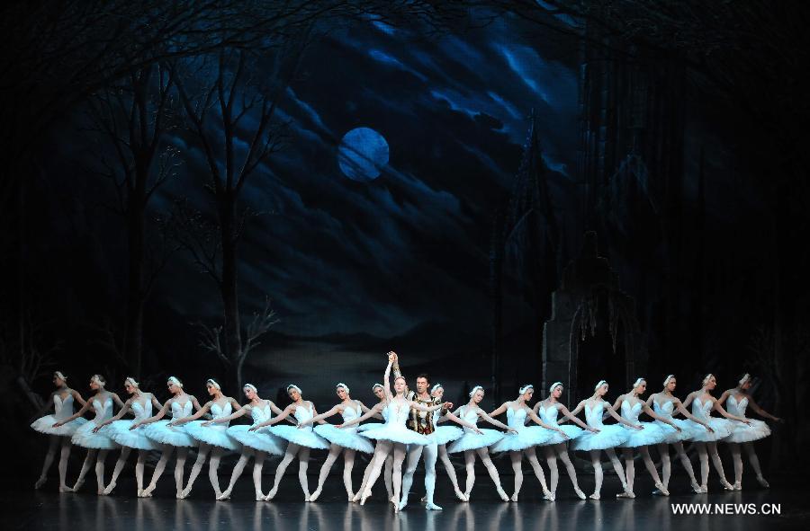 Russian dancers rehearse 'Swan Lake' in Taipei