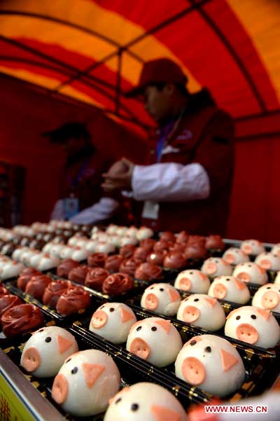 Spring Festival celebration at Beijing temple fair