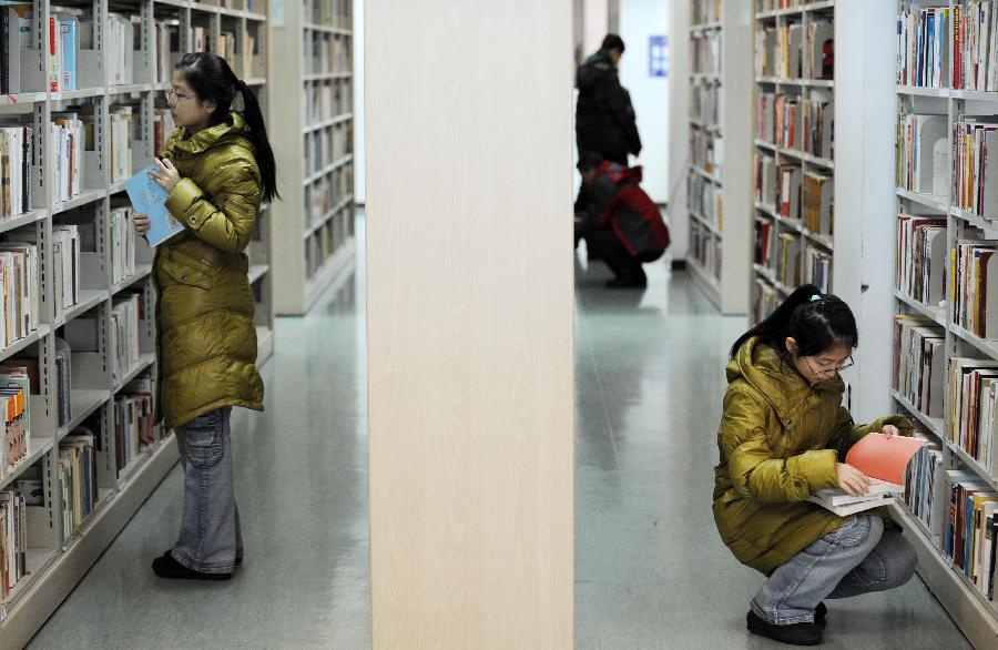 People read books at library in Spring Festival