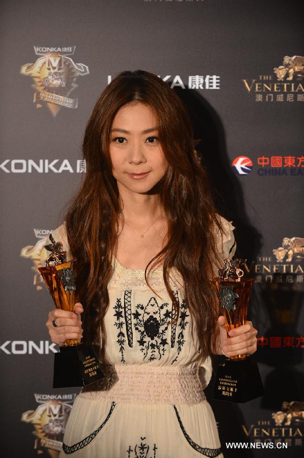 Celebs attend 18th China Music Awards in Macao