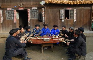 Miao ethnic group celebrates folk festival in Hunan
