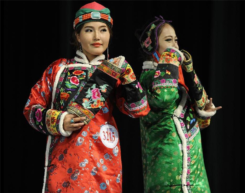Highlights of Mongolian costume festival in Hulun Buir